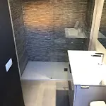 Modern Luxury شقة