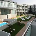 Modern Luxury شقة كوراليهو