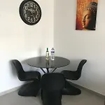 Modern Luxury شقة *