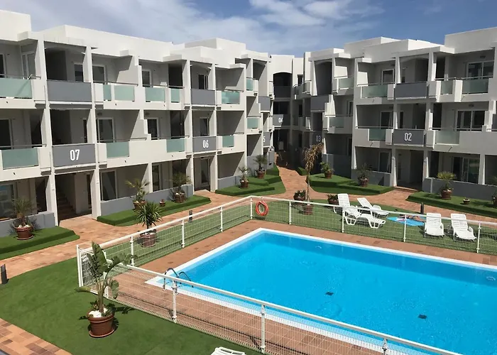 Modern Luxury * קורלחו