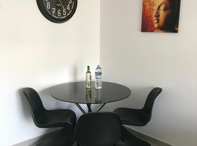 Modern Luxury דירה *